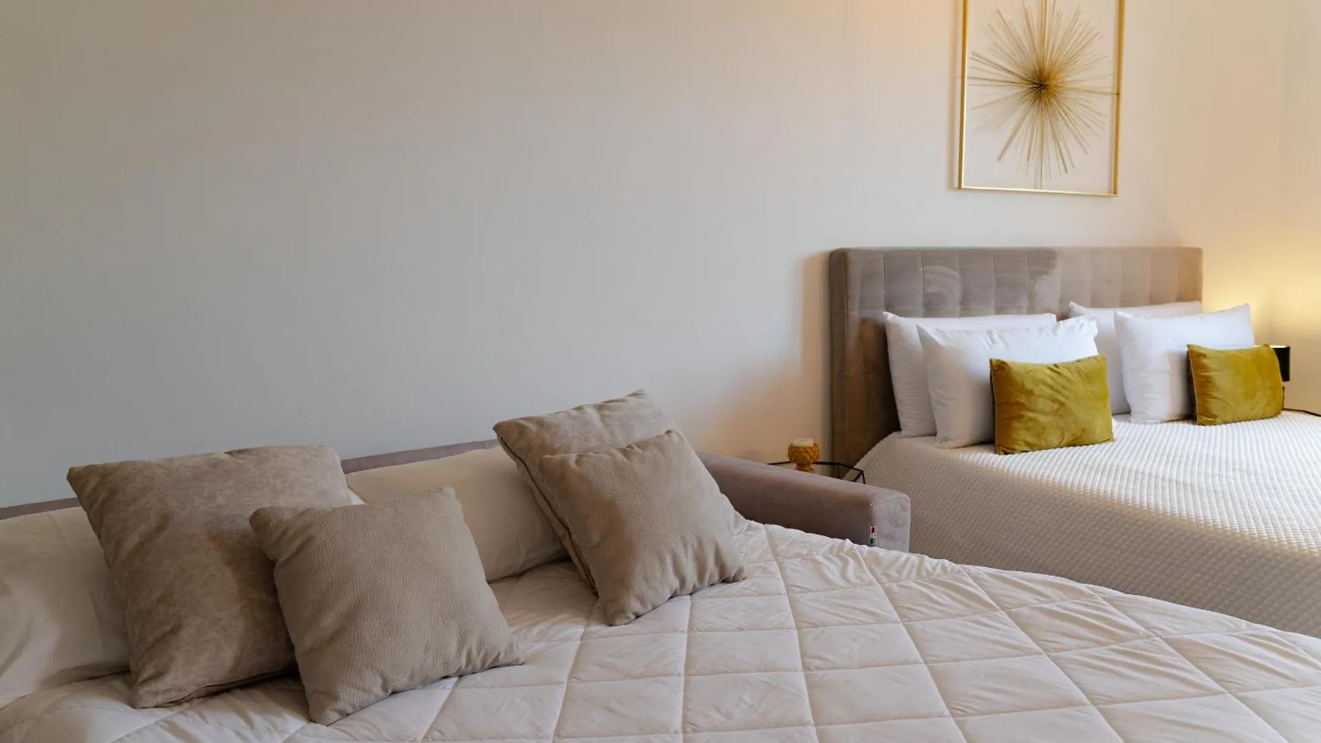 5Suitesuperior Bari Apartment